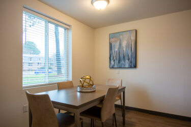 interior dining area at vesta bouldercrest apartments in atlanta